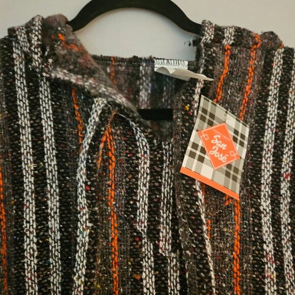 San Jose Baja Gray Poncho Sweater Hoodie Size M  NWT - Picture 3 of 7